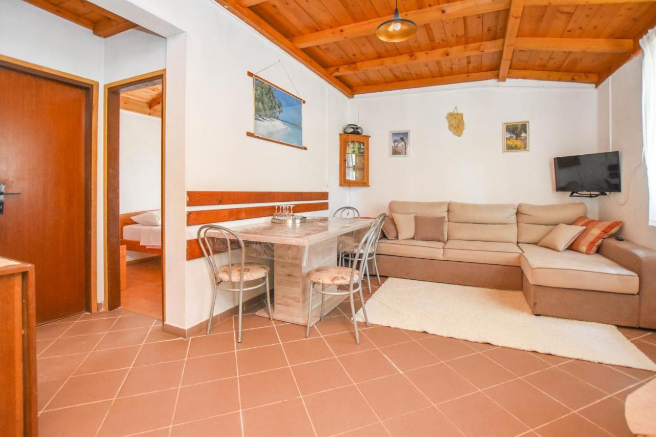 Vila House Oliva Tkon Exteriér fotografie